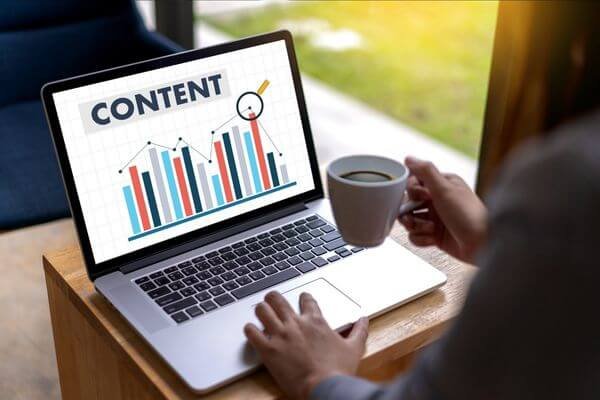 10 Beneficii ale Redactării de Conținut SEO